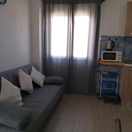 Irgoli Casa Vacanze Fenu מראה חיצוני תמונה