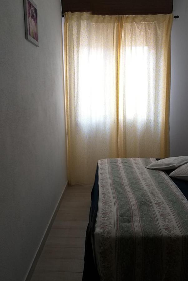 Irgoli Casa Vacanze Fenu מראה חיצוני תמונה