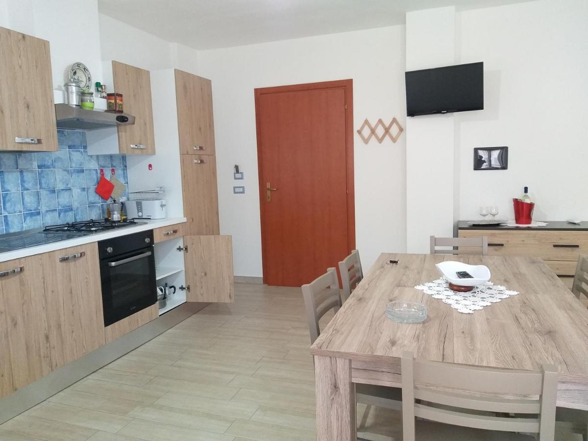 Irgoli Casa Vacanze Fenu מראה חיצוני תמונה
