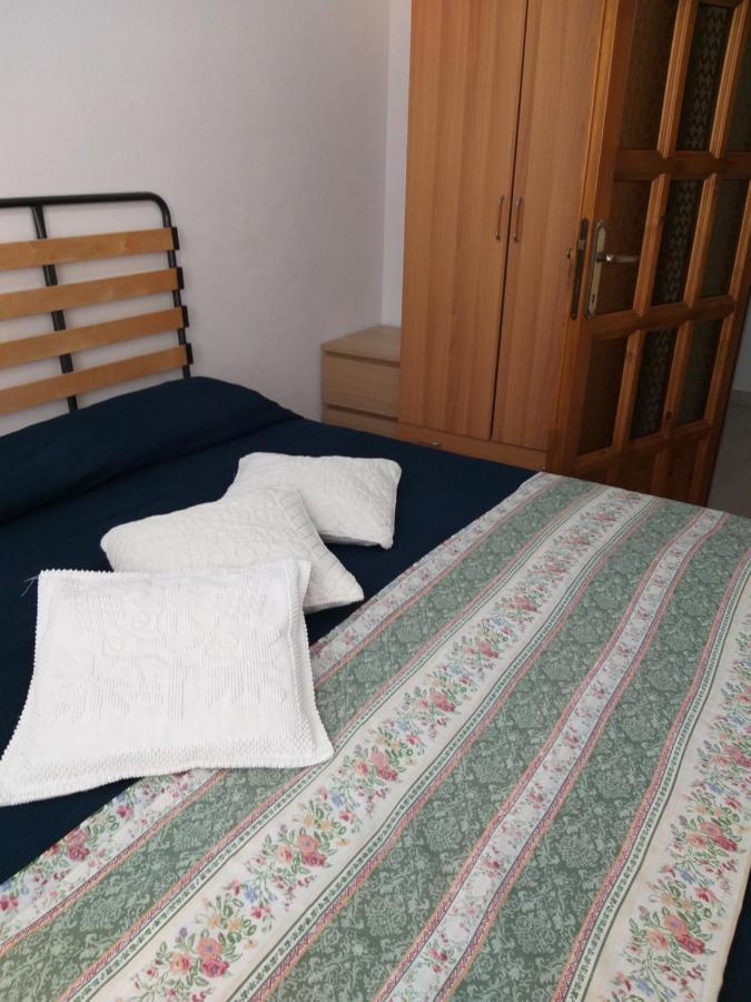 Irgoli Casa Vacanze Fenu מראה חיצוני תמונה