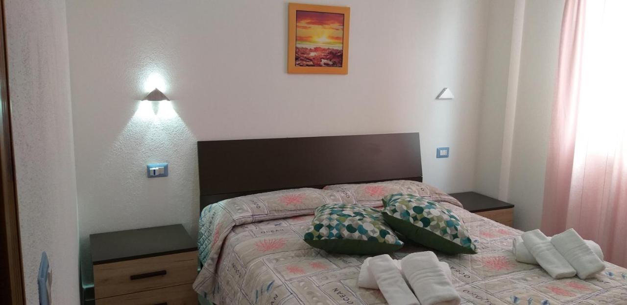 Irgoli Casa Vacanze Fenu מראה חיצוני תמונה