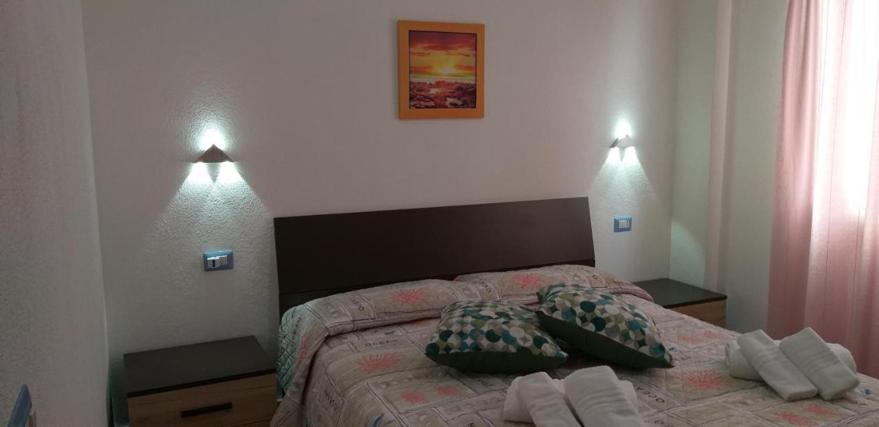 Irgoli Casa Vacanze Fenu מראה חיצוני תמונה