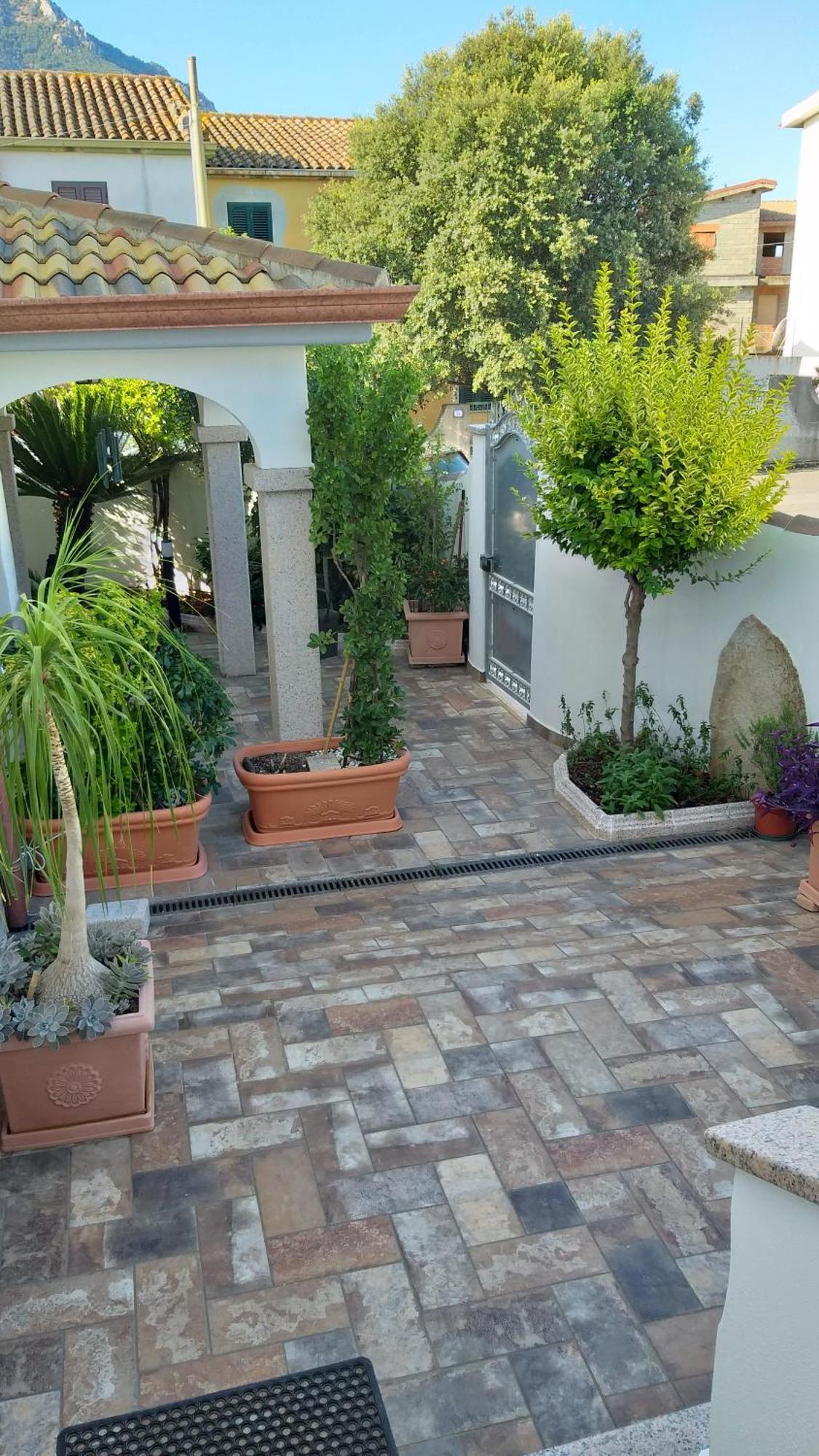 Irgoli Casa Vacanze Fenu מראה חיצוני תמונה